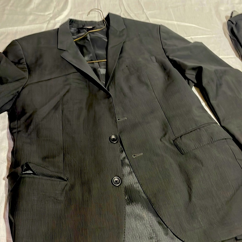 Men’s Hugo Boss suit